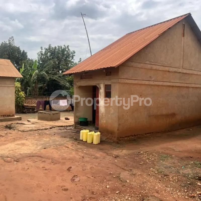 Villa for sale Bweyogerere jokasi Kampala Central Kampala Central - 2