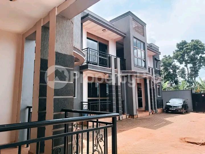 1 bedroom mini flat  Apartment Block Apartment for sale Bweyogerere butto Kampala Central Kampala Central - 3