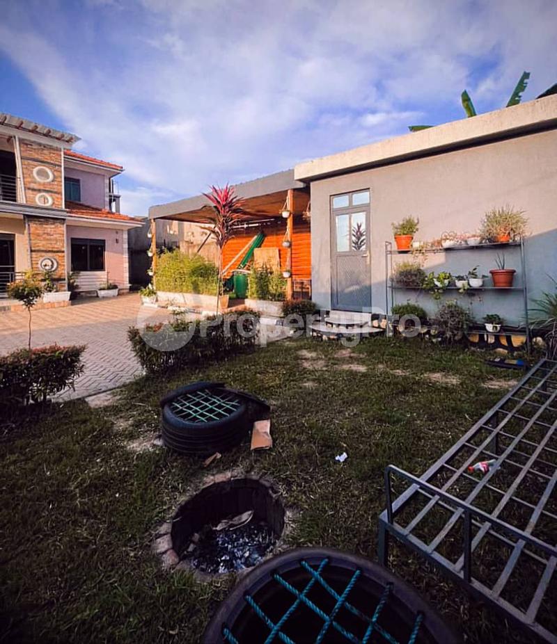 5 bedroom Apartment for sale Kyanja road  Kampala Central Kampala Central - 2