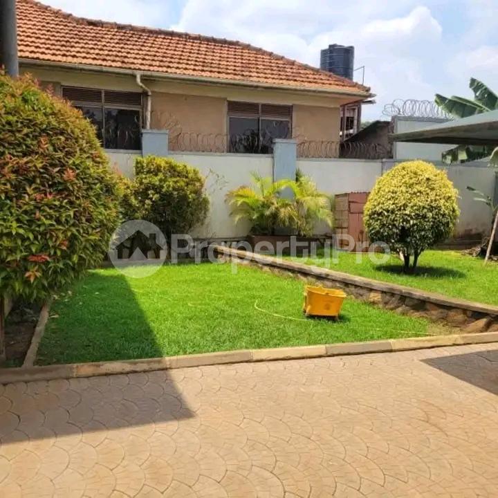 4 bedroom Apartment for sale Naalya  Kampala Central Kampala Central - 1