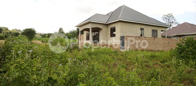Land for sale Seeta town namugongo road  Goma Mukono Central - 0