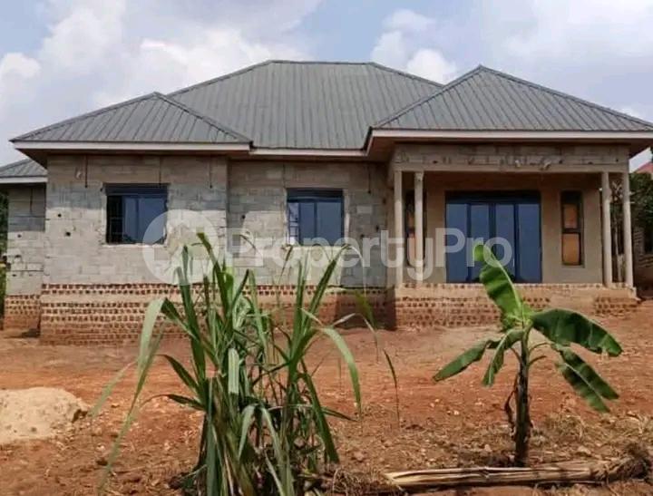 3 bedroom Bungalow Apartment for sale Gayaza  Kampala Central Kampala Central - 4