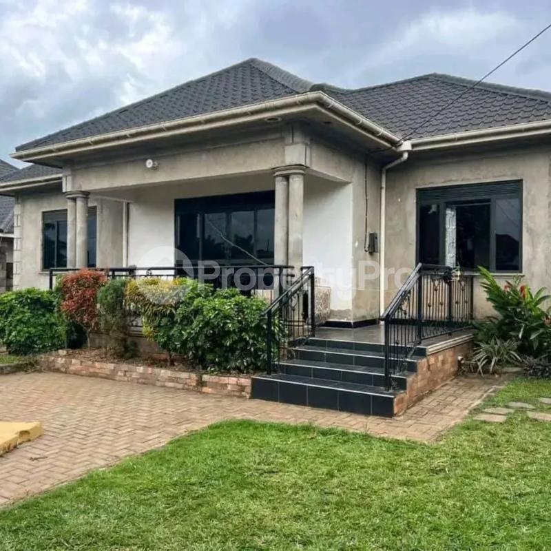 4 bedroom Villa for sale Kira parliamentary circle estate  Kira Wakiso Central - 0