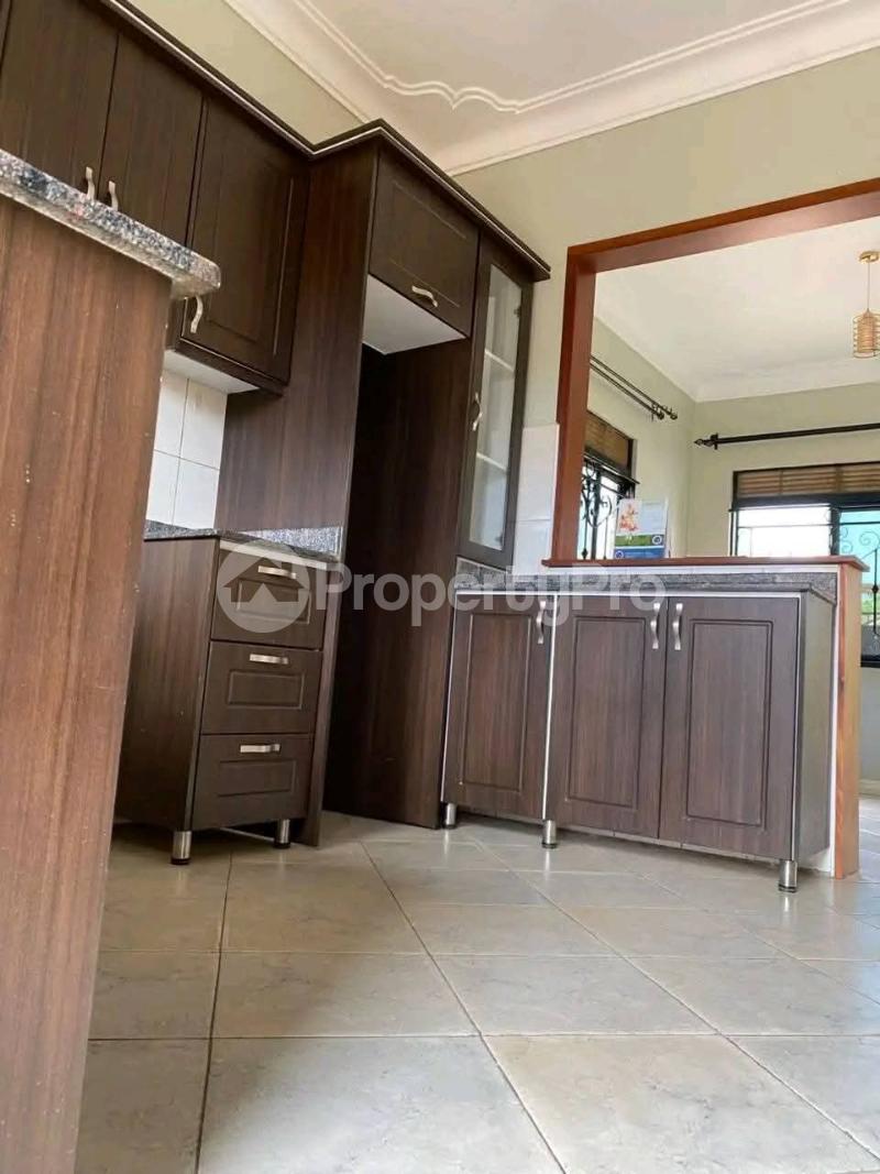 4 bedroom Villa for sale Kira parliamentary circle estate  Kira Wakiso Central - 5
