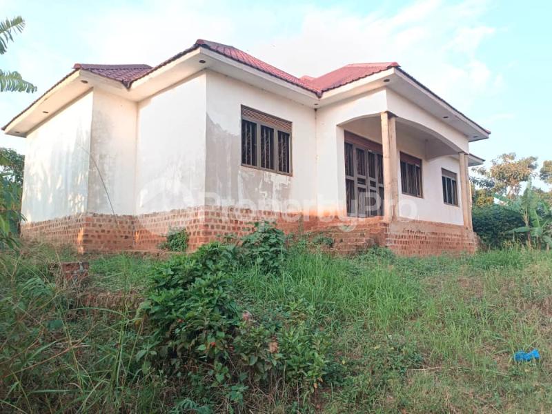 3 bedroom Bungalow Apartment for sale Kira road  Kampala Central Kampala Central - 3