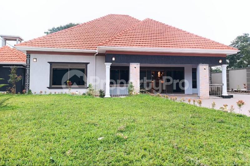 4 bedroom Villa for sale Namugongo road Kira Wakiso Central - 1