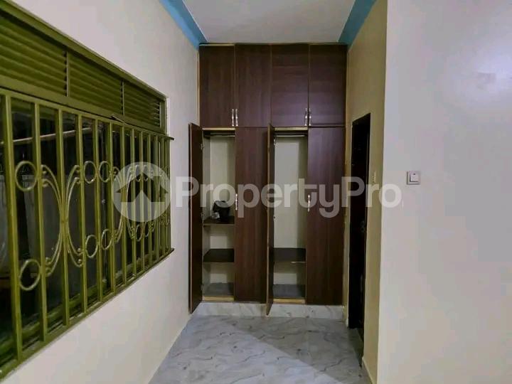 3 bedroom Bungalow Apartment for sale Namugongo road  Kampala Central Kampala Central - 3