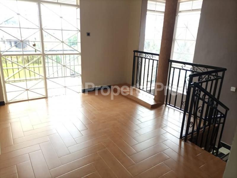 4 bedroom Apartment for sale Kira mameritor road  Kira Wakiso Central - 7