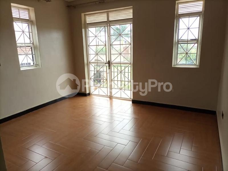 4 bedroom Apartment for sale Kira mameritor road  Kira Wakiso Central - 9