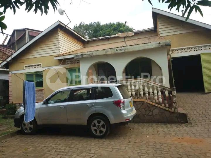 4 bedroom Bungalow Apartment for sale Kireka namugongo  Kampala Central - 1