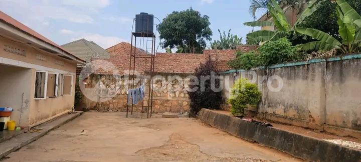 5 bedroom Land for sale Bweyogere butto Kampala Central - 3