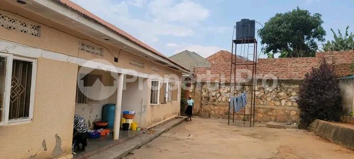 5 bedroom Land for sale Bweyogere butto Kampala Central - 1