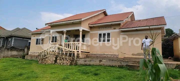 5 bedroom Land for sale Bweyogere butto Kampala Central - 8