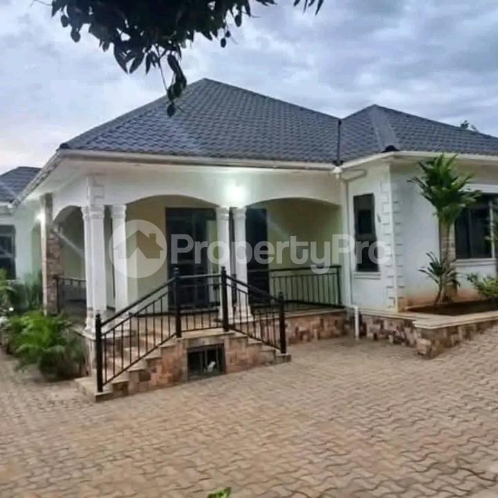 3 bedroom Bungalow Apartment for sale Kira  Kampala Central - 0