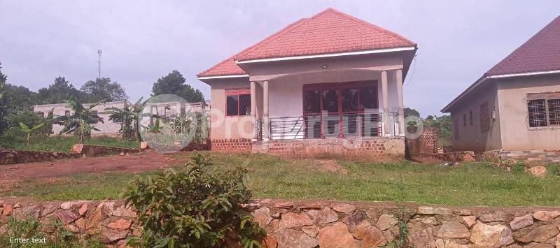 3 bedroom Villa for sale Gayaza manyangwa  Kira Wakiso Central - 0