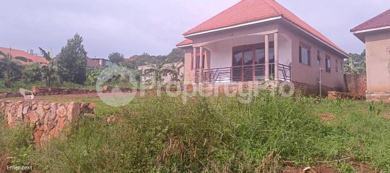 3 bedroom Villa for sale Gayaza manyangwa  Kira Wakiso Central - 6