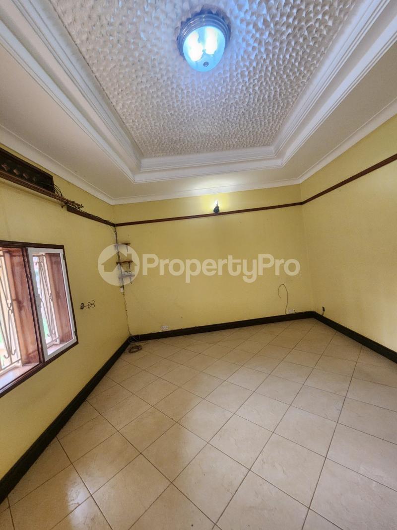 3 bedroom Villa for sale Kutta road Makindye Kampala Central - 4
