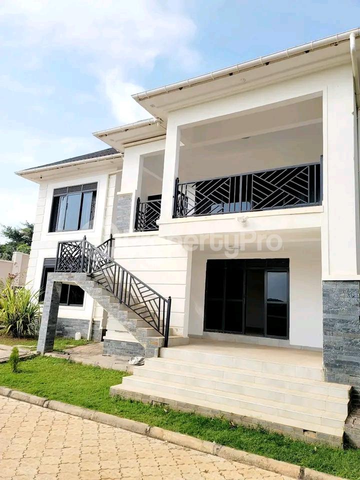 5 bedroom Apartment for sale Kitende entebbe road  Kampala Central Kampala Central - 7