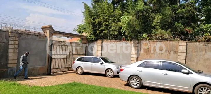 5 bedroom Bungalow Apartment for sale Najjera buwate  Kampala Central - 7