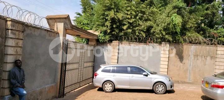 5 bedroom Bungalow Apartment for sale Najjera buwate  Kampala Central - 9