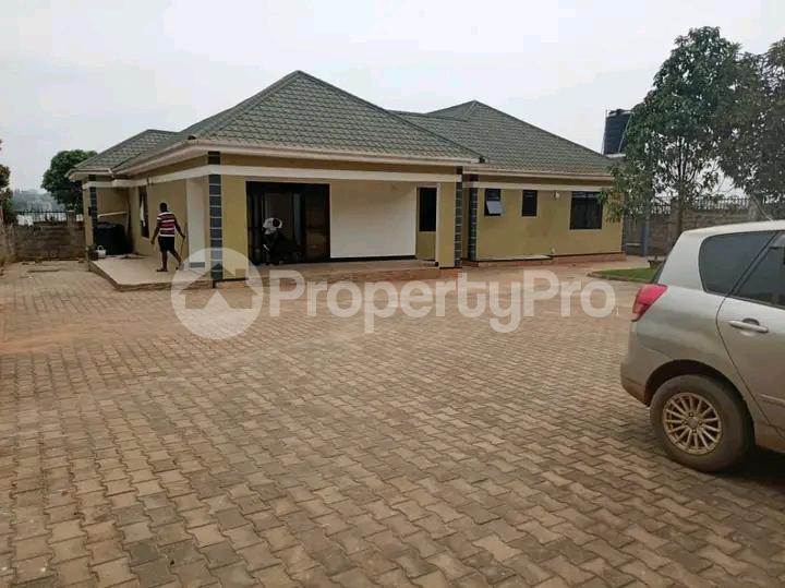 3 bedroom Bungalow Apartment for sale Najjera buwaate  Kampala Central Kampala Central - 6