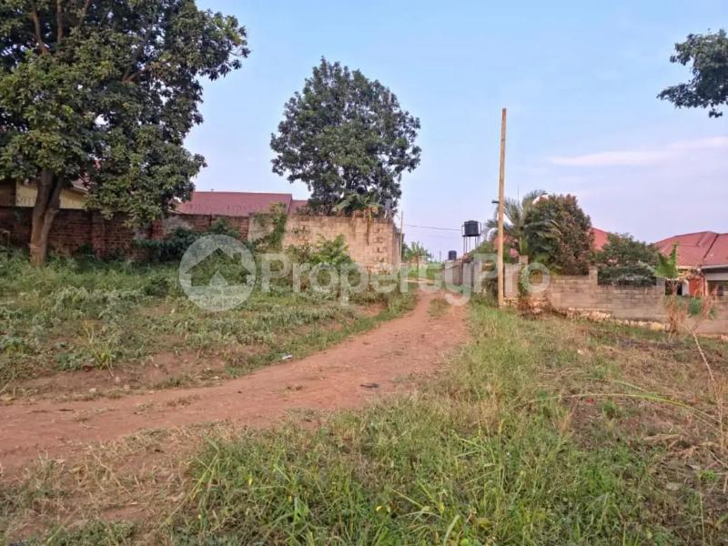 Land for sale Namugongo town  Kira Wakiso Central - 4