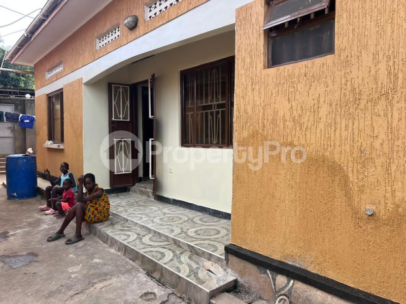 3 bedroom Villa for sale Seeta namugongo road  Goma Mukono Central - 8