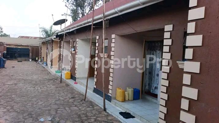 1 bedroom mini flat  Apartment Block Apartment for sale Bweyogerere  Kampala Central Kampala Central - 4