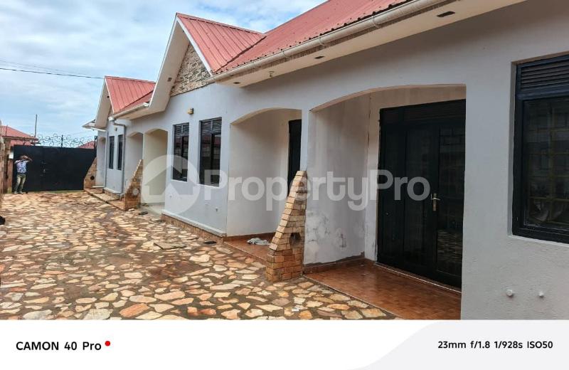 1 bedroom mini flat  Bungalow Apartment for sale Bweyogerere nantabulirirwa Goma Mukono Central - 2