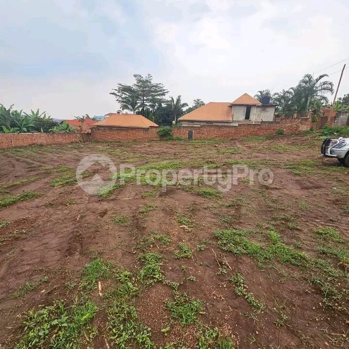 Land for sale Kitende makandwa Kampala Central - 2