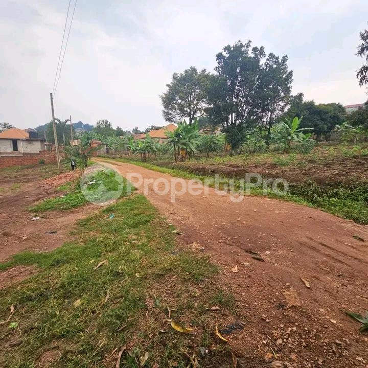 Land for sale Kitende makandwa Kampala Central - 0