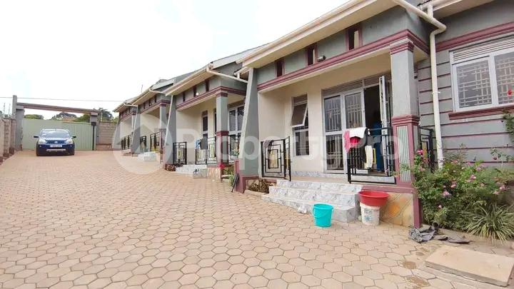 1 bedroom mini flat  Bungalow Apartment for sale Namugongo road  Kampala Central Kampala Central - 0