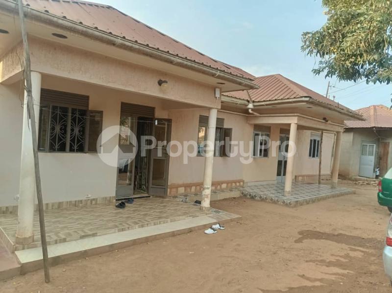 2 bedroom Apartment Block Apartment for sale Bweyogerere kiwanga  Kampala Central Kampala Central - 3