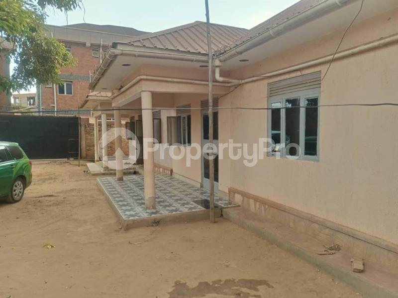 2 bedroom Apartment Block Apartment for sale Bweyogerere kiwanga  Kampala Central Kampala Central - 0