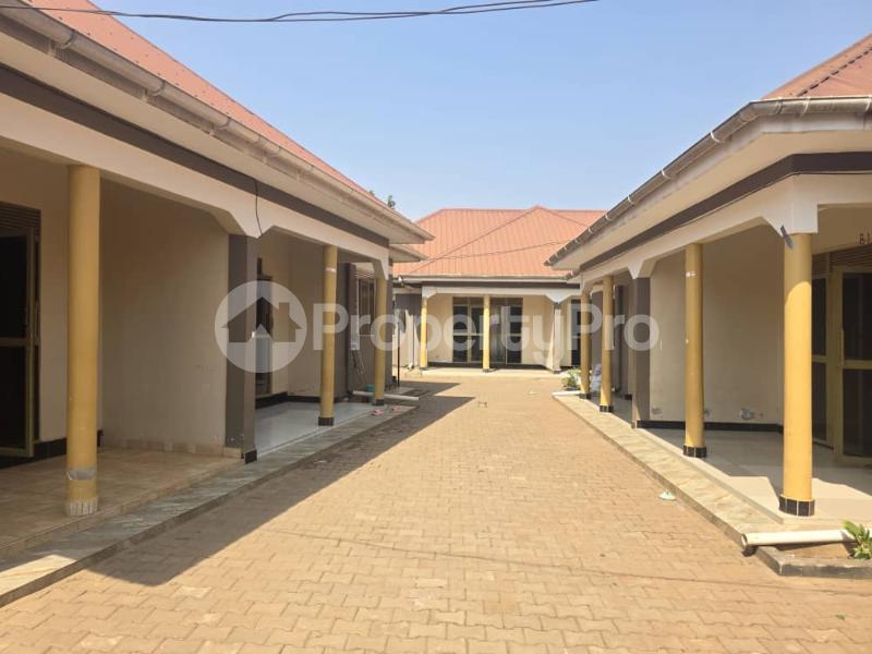 2 bedroom Apartment Block Apartment for sale Kyengera Kampala Central Kampala Central - 1