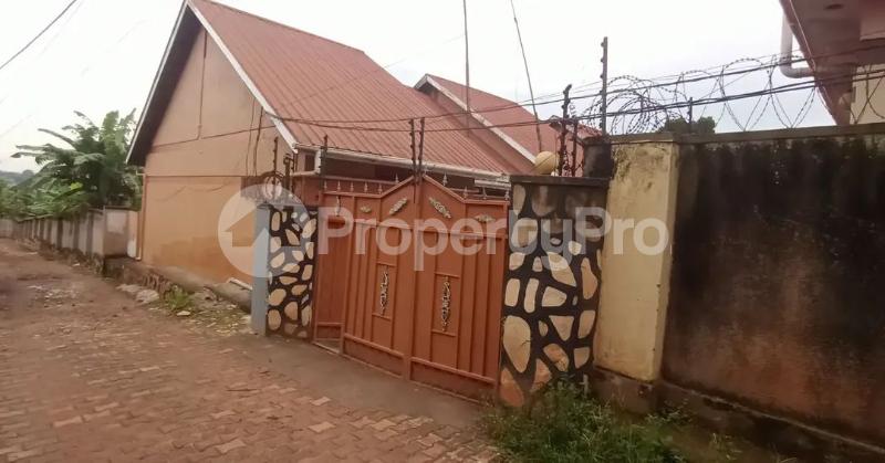 2 bedroom Bungalow Apartment for sale Namugongo town Kira Wakiso Central - 0