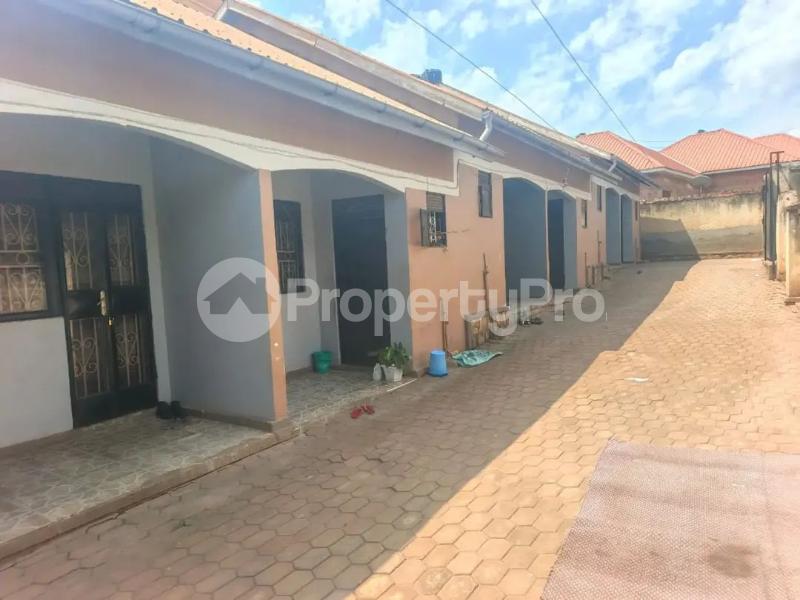 1 bedroom mini flat  Bungalow Apartment for sale Seeta namilyango road  Goma Mukono Central - 2
