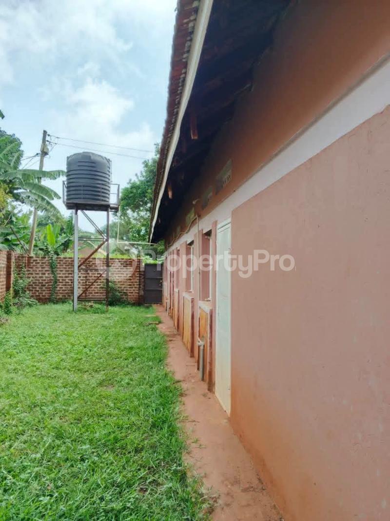 4 bedroom Villa for sale Bugembe Bugembe Jinja Eastern - 1