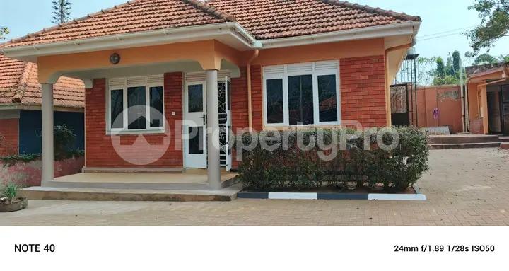 4 bedroom Villa for rent Kyanja Kira Wakiso Central - 1