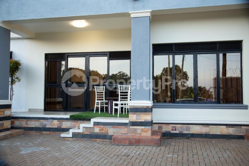 3 bedroom Villa for rent Victoria mall entebbe  Katabi Wakiso Central - 19