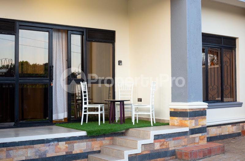 3 bedroom Villa for rent Victoria mall entebbe  Katabi Wakiso Central - 9