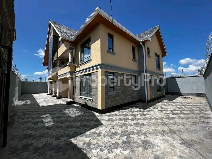 3 bedroom Bungalow Houses for rent Kamakis Ruiru (PID 6AEHG) PropertyPro