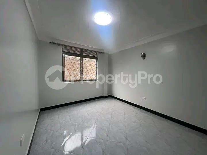 1 bedroom mini flat  Apartment Block Apartment for rent Salaama road Kampala Central - 4