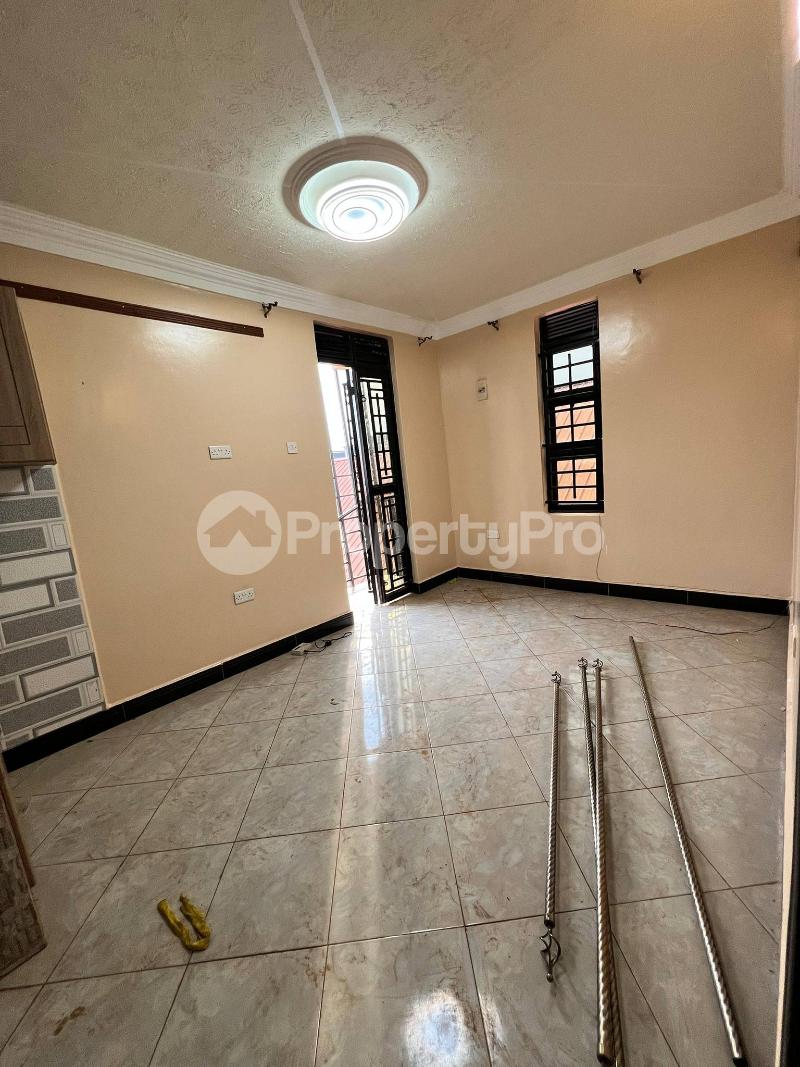 1 bedroom mini flat  Apartment Block Apartment for rent salaama road Kampala Central - 2