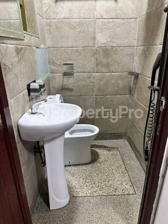 1 bedroom mini flat  Apartment Block Apartment for rent salaama road Kampala Central - 2