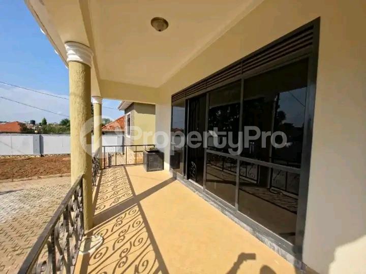 5 bedroom Bungalow Apartment for sale Kira mulawa  Kira Wakiso Central - 4