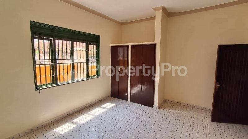 3 bedroom Villa for sale Kyaliwajjara kira road  Kira Wakiso Central - 3
