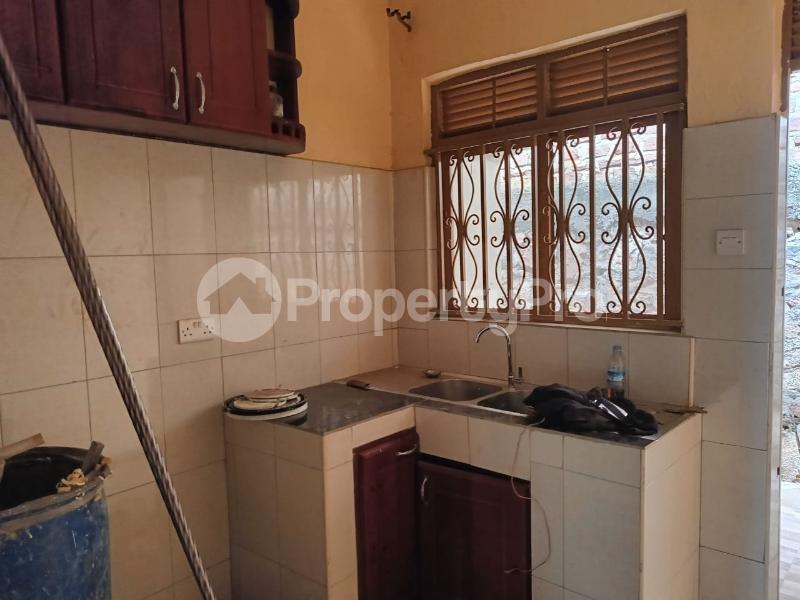 2 bedroom Bungalow Apartment for rent seeta road  Kampala Central Kampala Central - 9