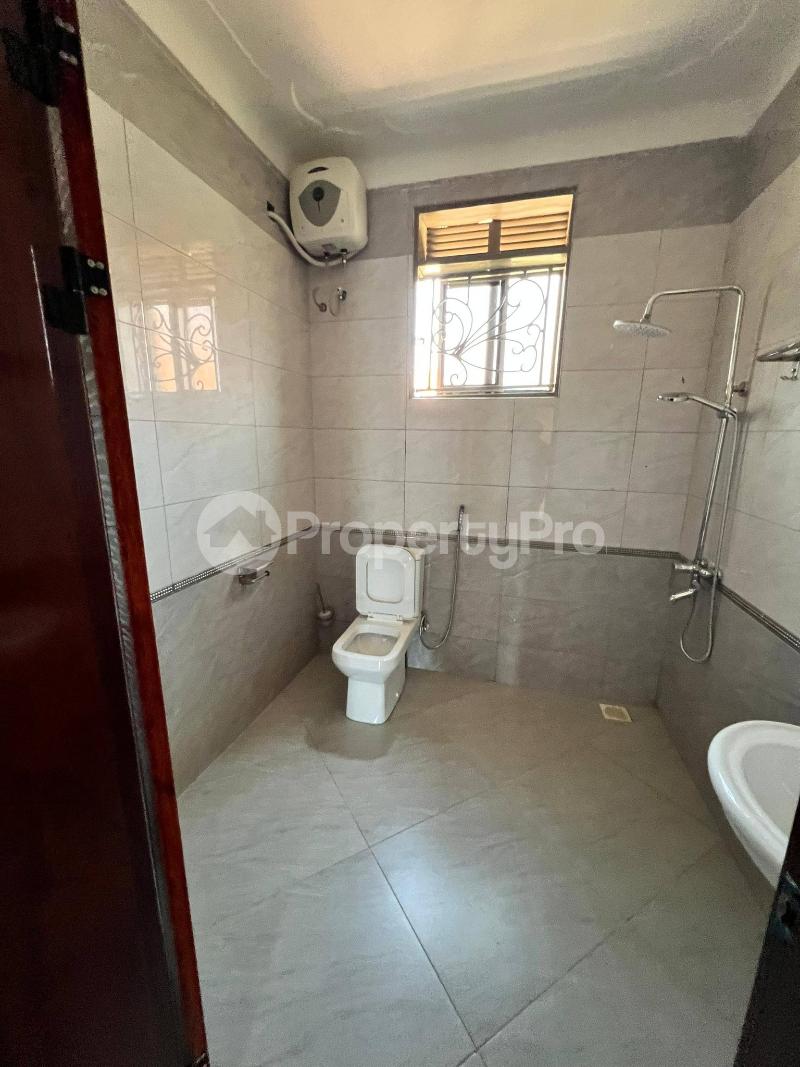 2 bedroom Apartment Block Apartment for rent Seguku road Wakiso Central - 3