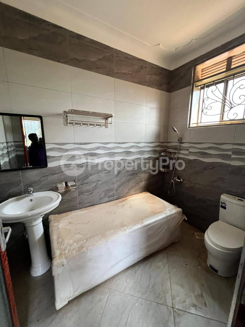 2 bedroom Apartment Block Apartment for rent Seguku road Wakiso Central - 12